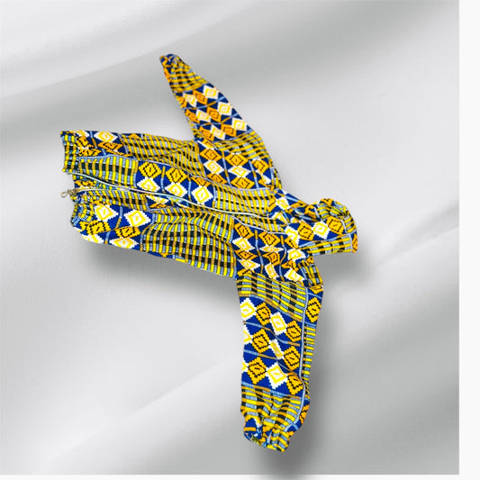 Short pants and a jacket for boys and girls 2 to three years .