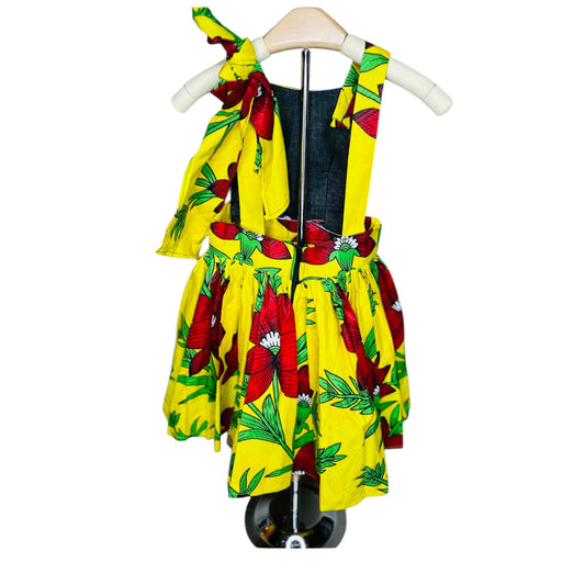 Sunrise jumpsuit for girls 3 to 5 yrs.
African outfit.