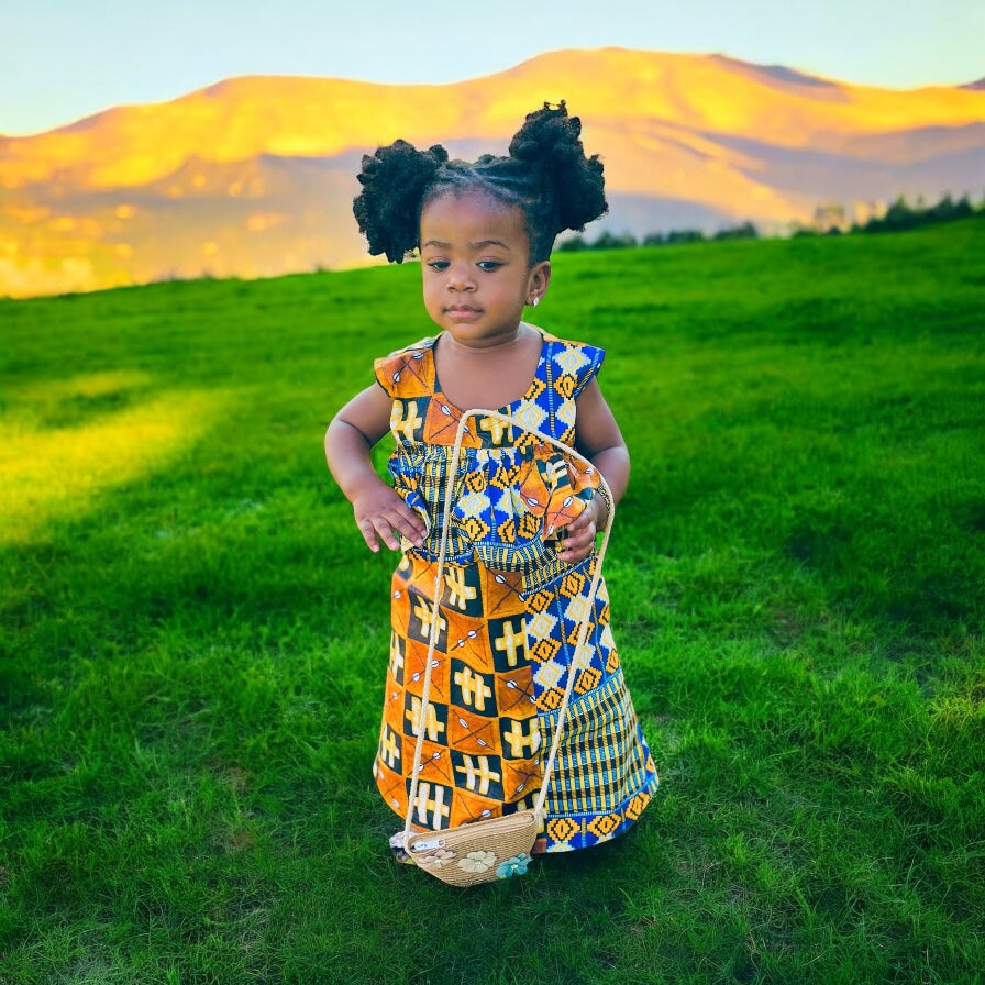 Sleeveless Summer Dress African entire for 14 to 24 months.
